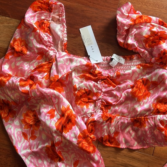 NWT top - Picture 3 of 5